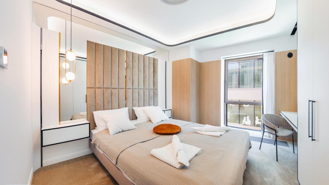 Flatbook - City Center Apartments Yacht Park Гдиня Екстериор снимка