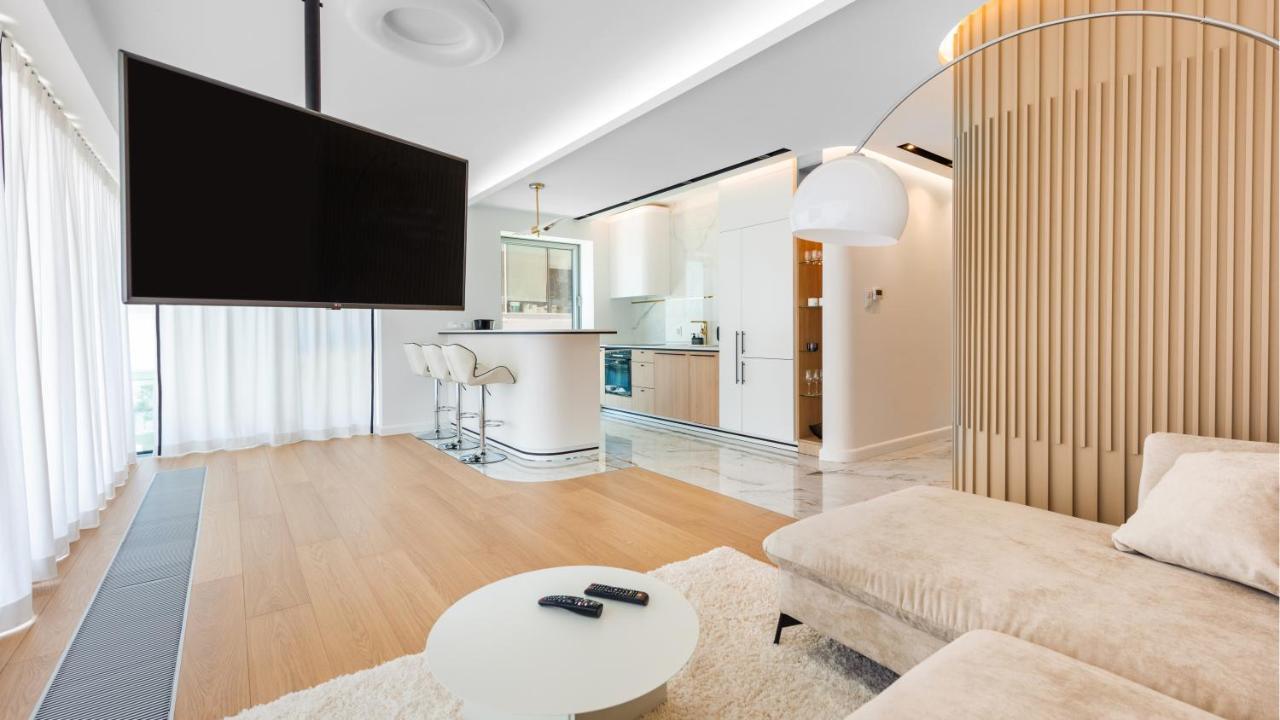 Flatbook - City Center Apartments Yacht Park Гдиня Екстериор снимка